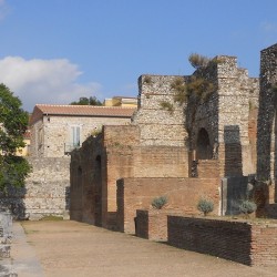 Foto: Tour Sannio, Napoli Sotterranea e Real Seterie